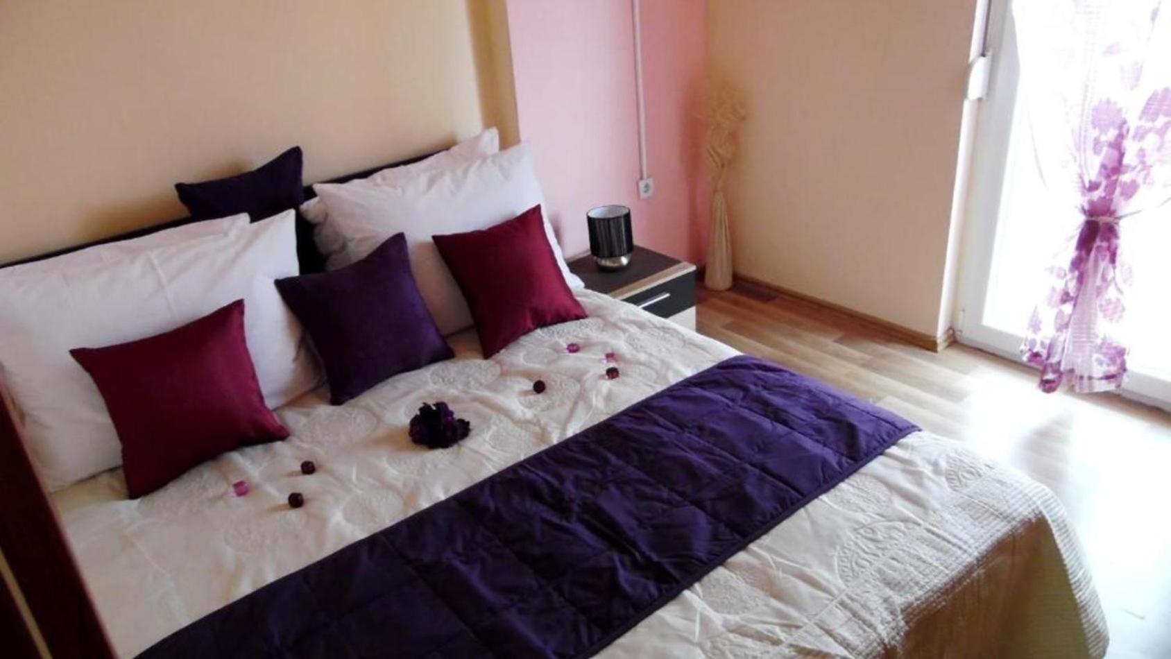 Sarita Apartments 2 Макарска Экстерьер фото