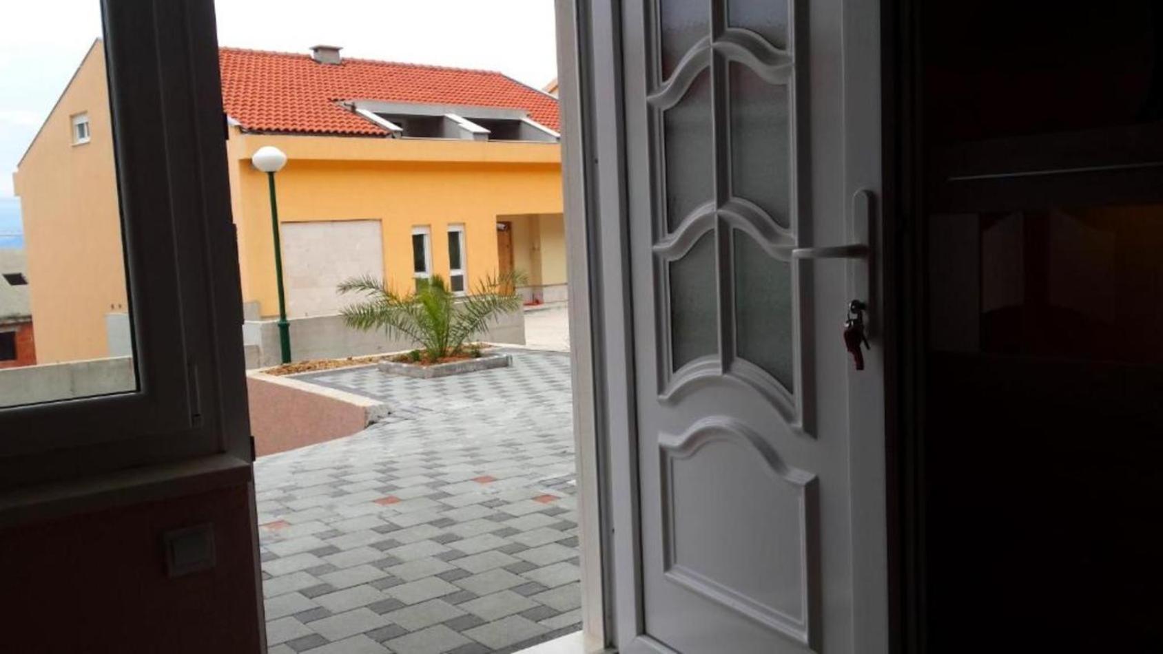 Sarita Apartments 2 Макарска Экстерьер фото